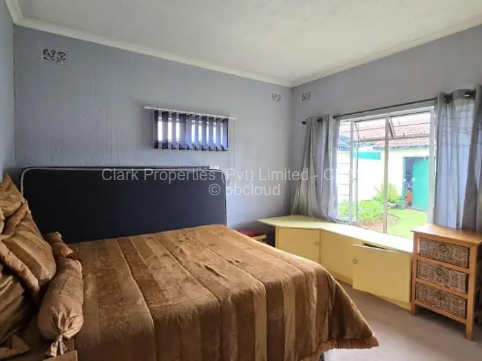 Townhouse/Cluster for Sale in Greendale North, Harare