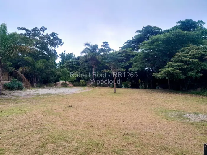 Other Commercial to Rent in Manresa, Harare