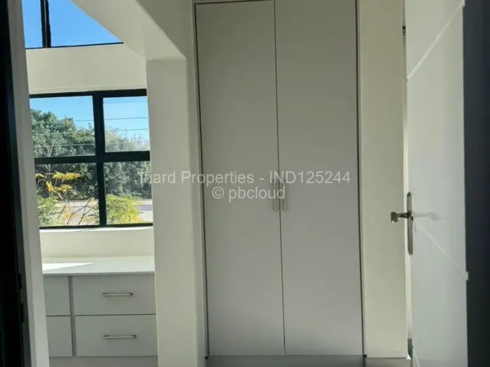 Townhouse/Cluster to Rent in Quinnington, Harare