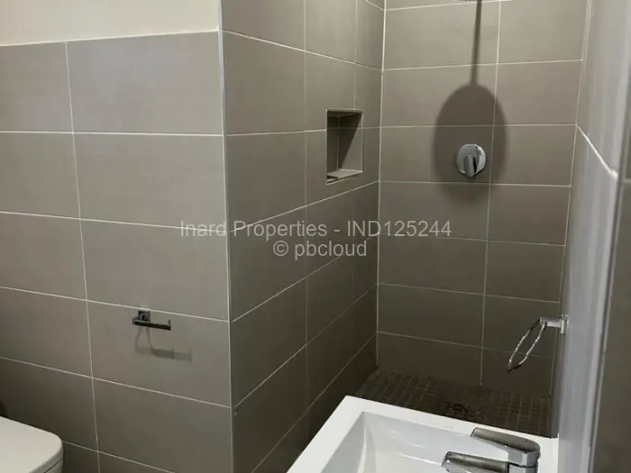 Townhouse/Cluster to Rent in Quinnington, Harare