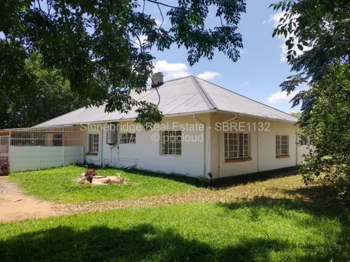 4 Bedroom House to Rent in Riverside North, Bulawayo