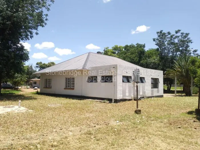 4 Bedroom House to Rent in Riverside North, Bulawayo