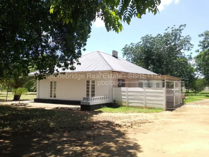 4 Bedroom House to Rent in Riverside North, Bulawayo