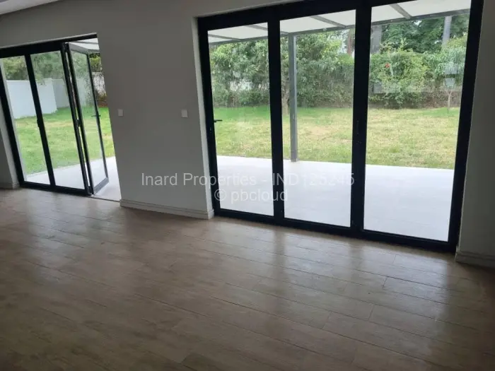 Townhouse/Cluster to Rent in Highlands, Harare