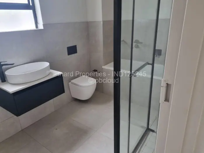 Townhouse/Cluster to Rent in Highlands, Harare