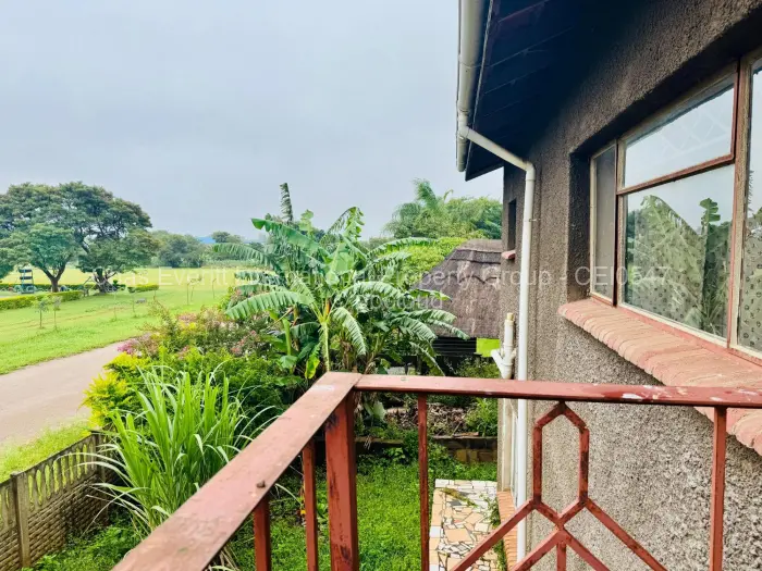 9 Bedroom House to Rent in Selbourne Park, Bulawayo
