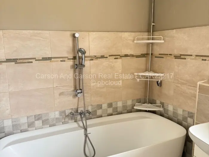 2 Bedroom Cottage/Garden Flat to Rent in Kensington, Harare