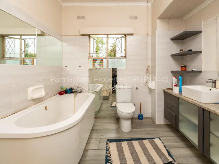 4 Bedroom House for Sale in Chisipite, Harare