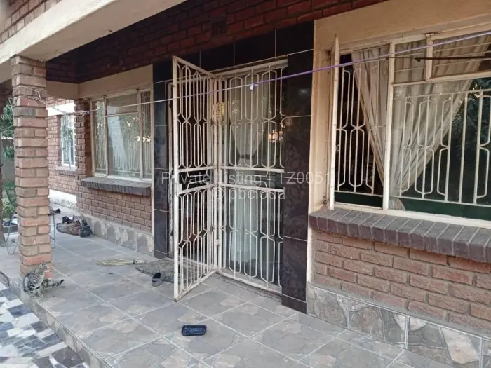 3 Bedroom House for Sale in Chiredzi, Chiredzi