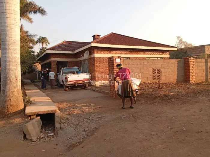 3 Bedroom House for Sale in Chiredzi, Chiredzi