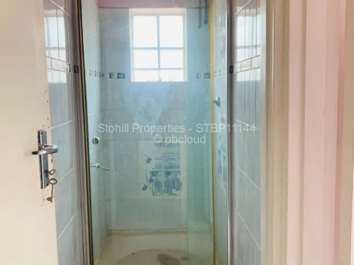 5 Bedroom House for Sale in Goodhope, Harare