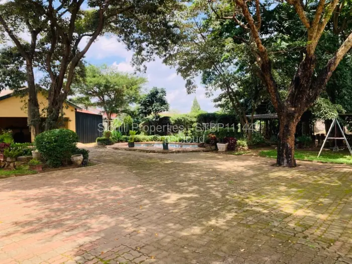 5 Bedroom House for Sale in Goodhope, Harare