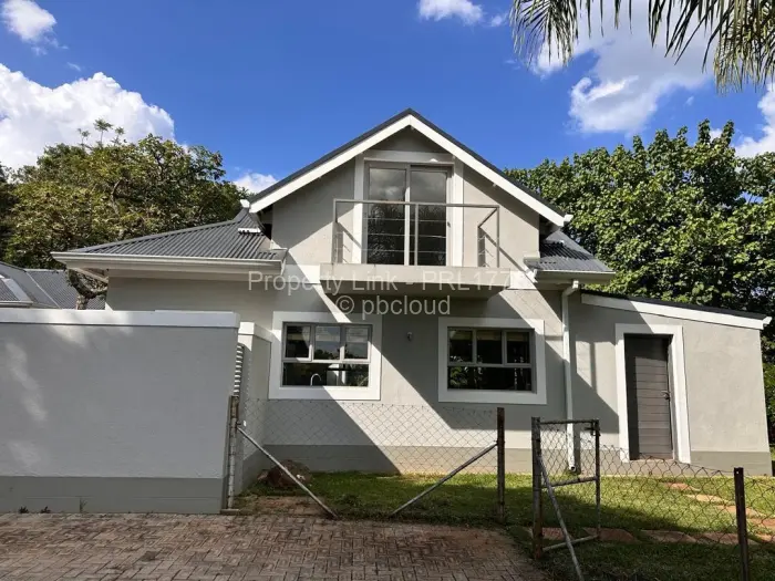 Townhouse/Cluster for Sale in Borrowdale, Harare