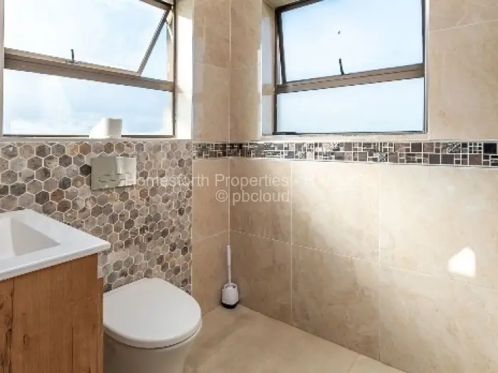 5 Bedroom House for Sale in Quinnington, Harare