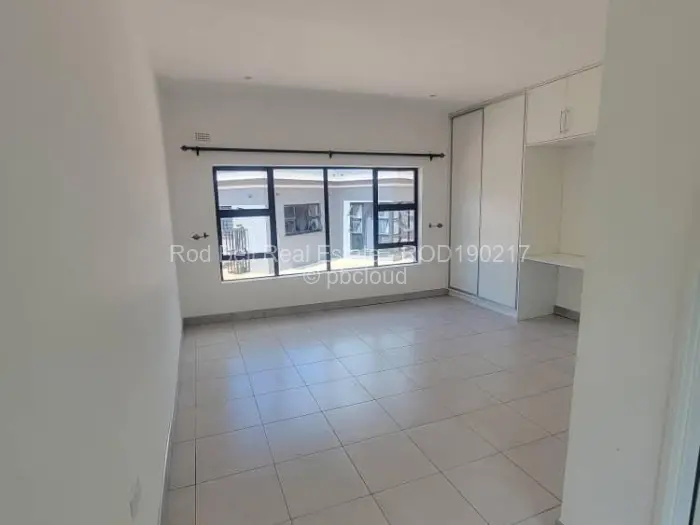 Townhouse/Cluster to Rent in Mandara, Harare