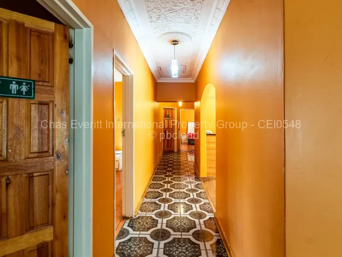 5 Bedroom House for Sale in Philadelphia, Harare