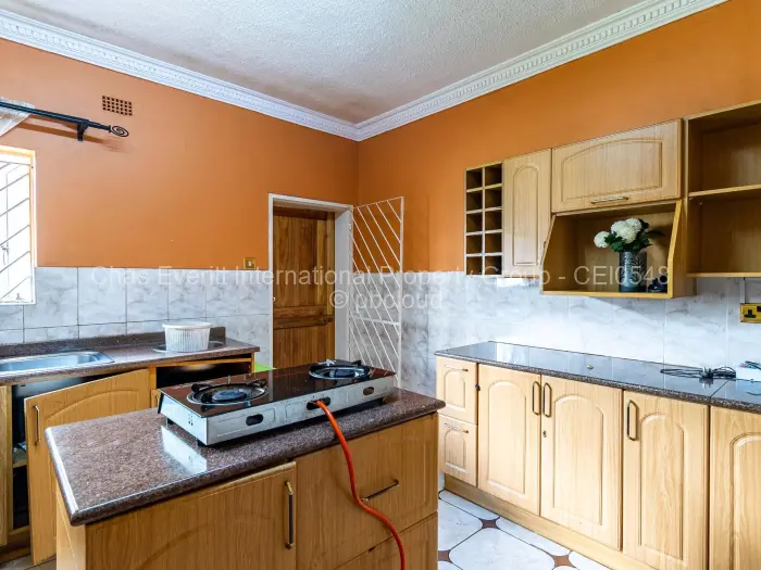 5 Bedroom House for Sale in Philadelphia, Harare