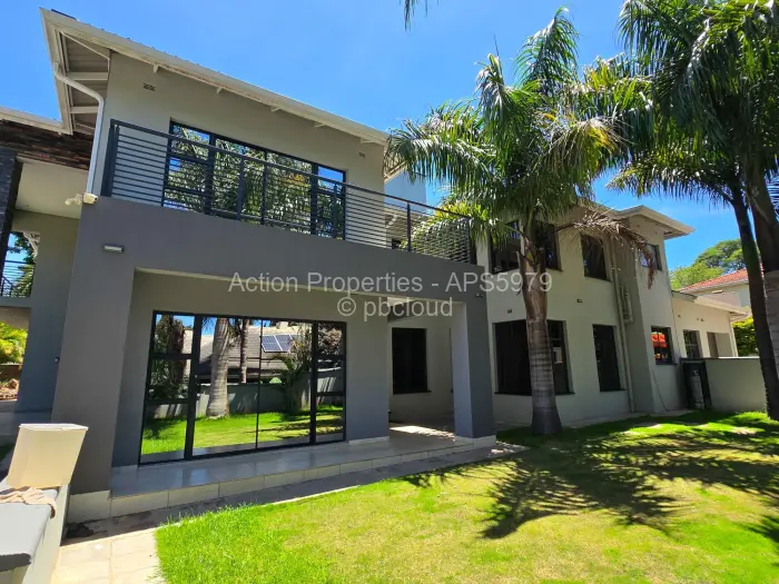 Townhouse/Cluster for Sale in Borrowdale Brooke, Harare