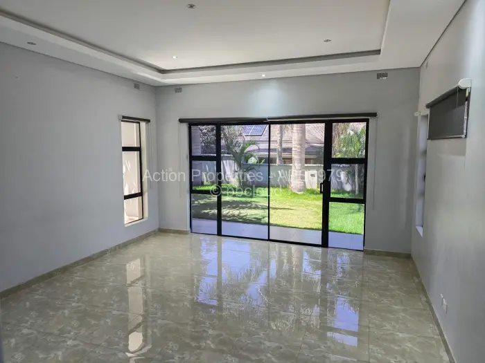 Townhouse/Cluster for Sale in Borrowdale Brooke, Harare