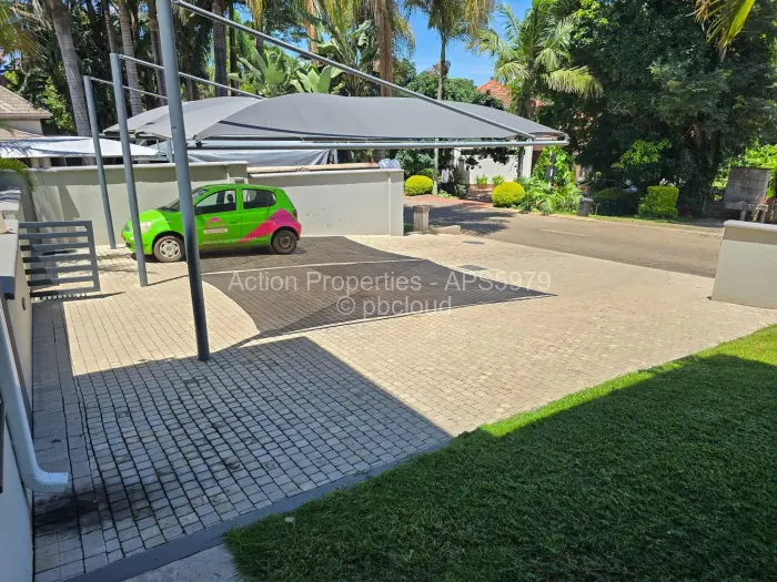 Townhouse/Cluster for Sale in Borrowdale Brooke, Harare