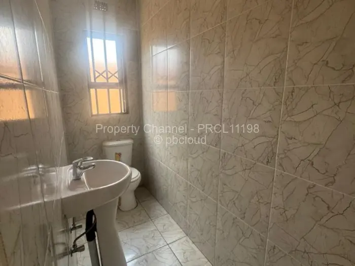 4 Bedroom House to Rent in Budiriro, Harare