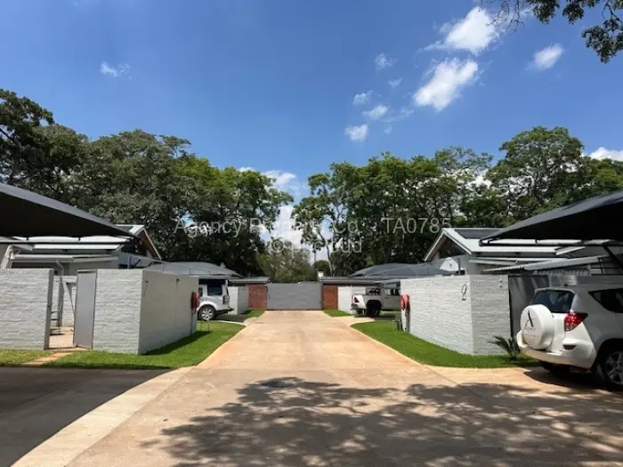 Townhouse/Cluster to Rent in Highlands, Harare