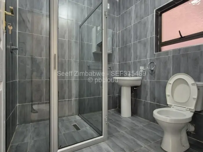 Townhouse/Cluster to Rent in Greystone Park, Harare