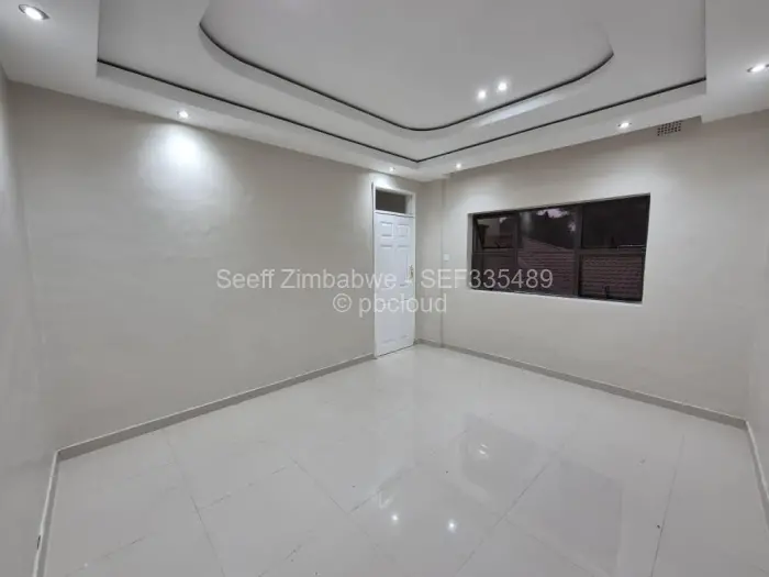 Townhouse/Cluster to Rent in Greystone Park, Harare