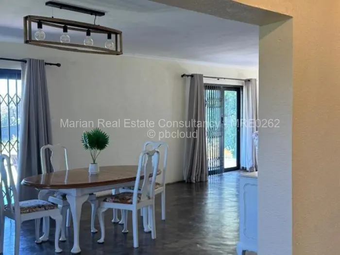 4 Bedroom Cottage/Garden Flat for Sale in Douglasdale, Bulawayo