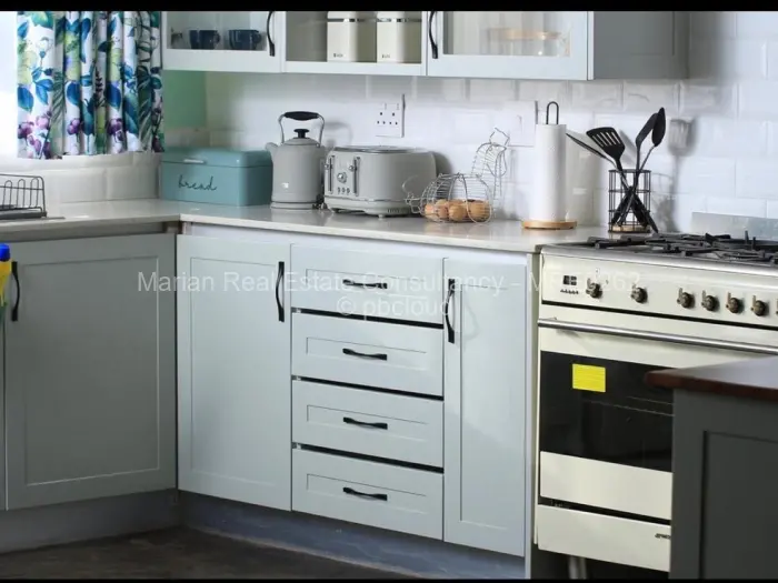 4 Bedroom Cottage/Garden Flat for Sale in Douglasdale, Bulawayo