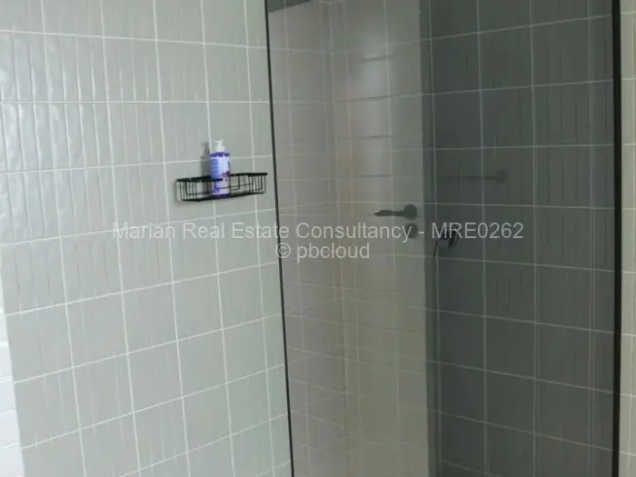 4 Bedroom Cottage/Garden Flat for Sale in Douglasdale, Bulawayo