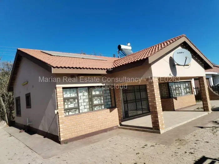 3 Bedroom House for Sale in Selbourne Park, Bulawayo