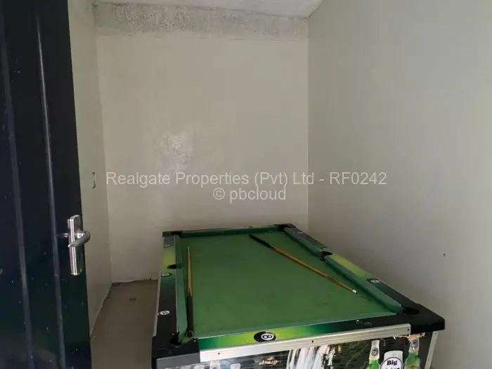 Retail/Shop for Sale in Lobengula, Bulawayo