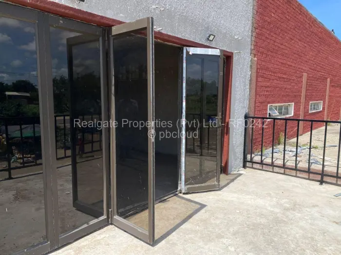 Retail/Shop for Sale in Lobengula, Bulawayo