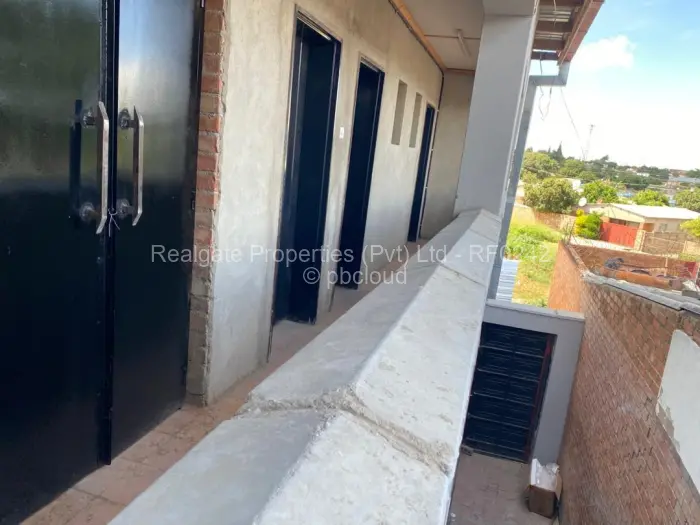 Retail/Shop for Sale in Lobengula, Bulawayo