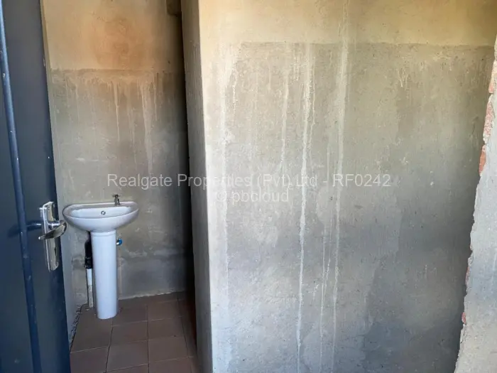 Retail/Shop for Sale in Lobengula, Bulawayo