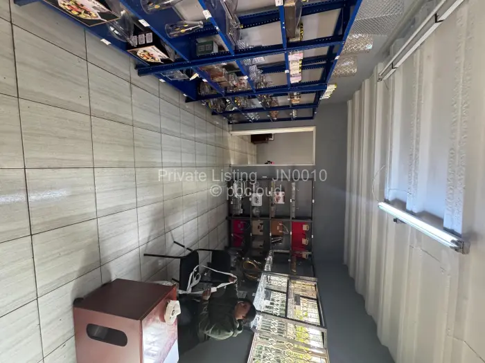 Warehouse/Industrial to Rent in Graniteside, Harare