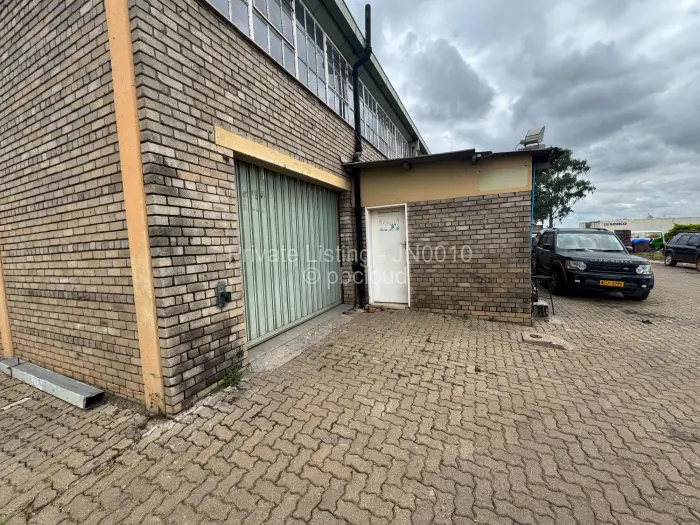 Warehouse/Industrial to Rent in Graniteside, Harare