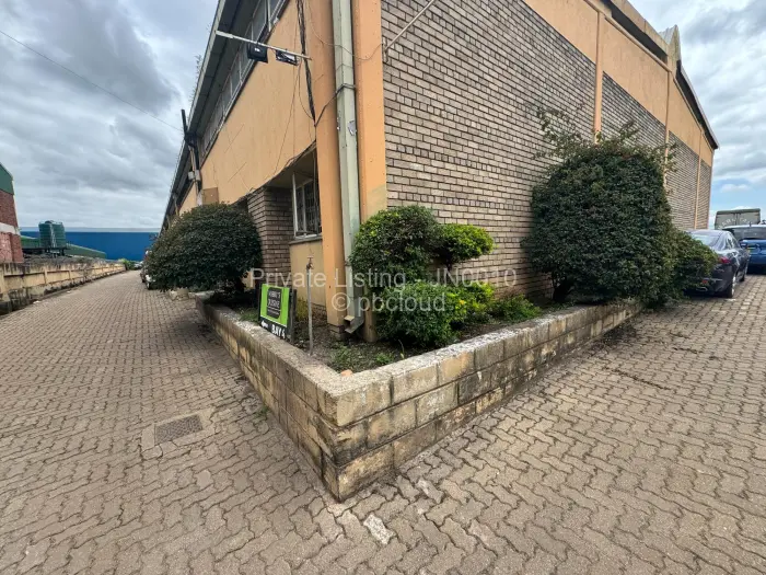 Warehouse/Industrial to Rent in Graniteside, Harare