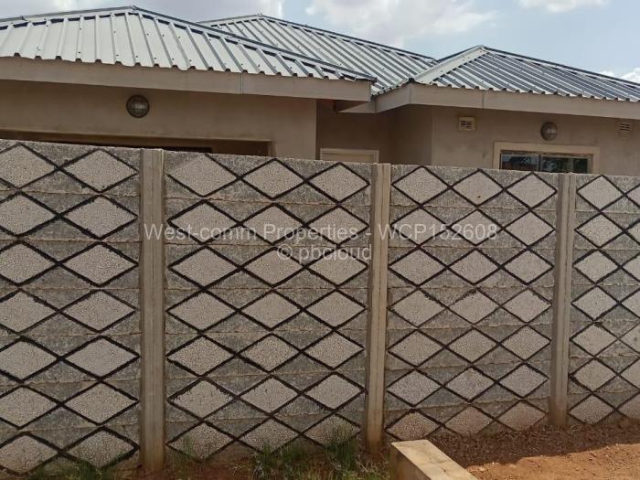 6 Bedroom House for Sale in Budiriro, Harare