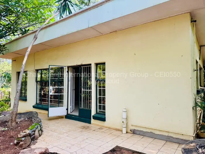 1 Bedroom Cottage/Garden Flat to Rent in Burnside, Bulawayo