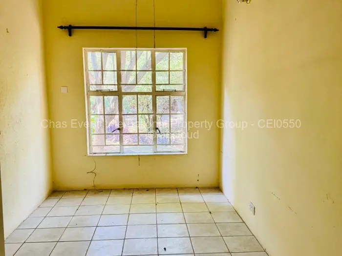 1 Bedroom Cottage/Garden Flat to Rent in Burnside, Bulawayo