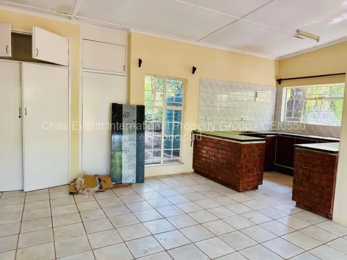 1 Bedroom Cottage/Garden Flat to Rent in Burnside, Bulawayo