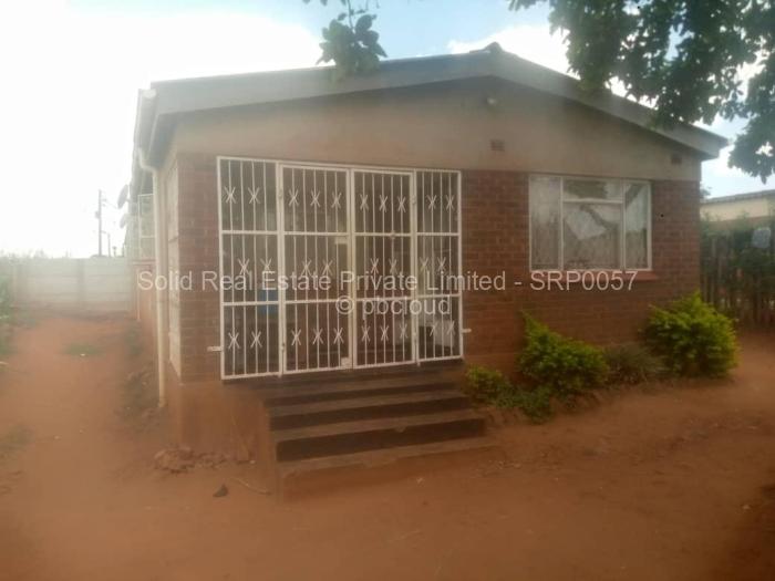5 Bedroom House to Rent in Kambuzuma, Harare