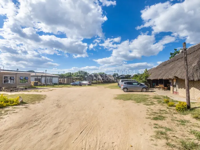 Other Commercial for Sale in Chitungwiza, Chitungwiza