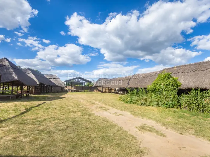 Other Commercial for Sale in Chitungwiza, Chitungwiza