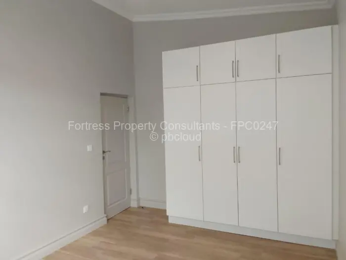 Flat/Apartment to Rent in Highlands, Harare