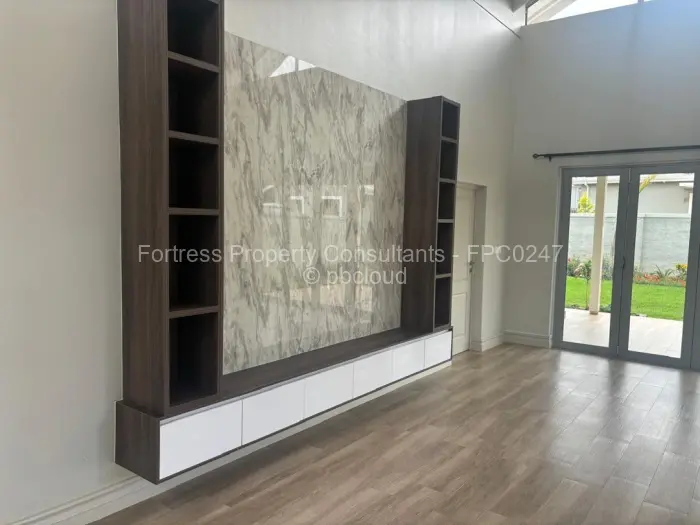 Flat/Apartment to Rent in Highlands