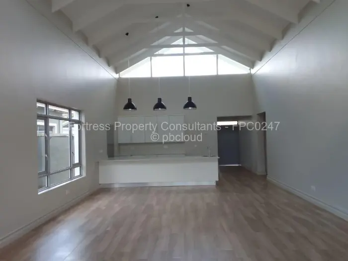 Flat/Apartment to Rent in Highlands, Harare