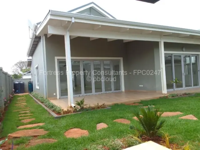 Flat/Apartment to Rent in Highlands, Harare